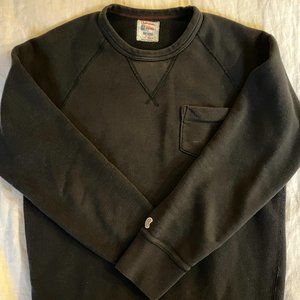 Todd Snyder + Champion MIDWEIGHT POCKET SWEATSHIRT IN BLACK